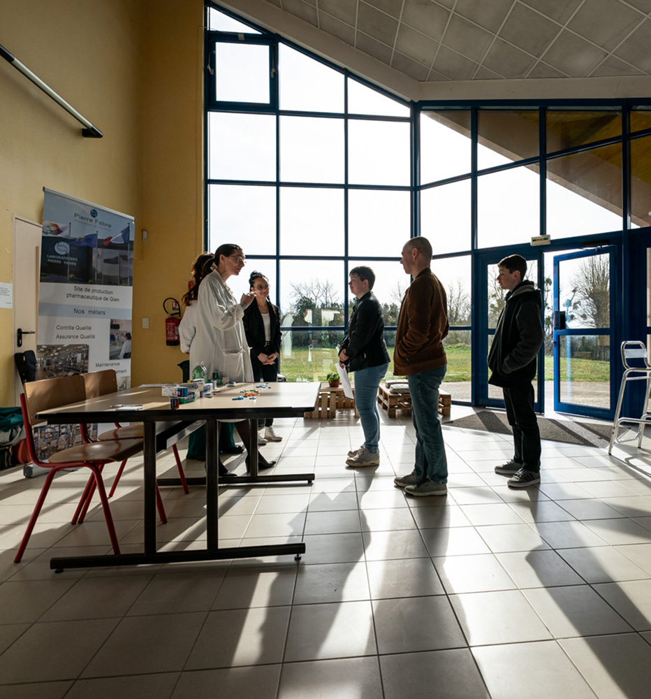 ensemble-scolaire-saint-francois-de-sales-gien-hall